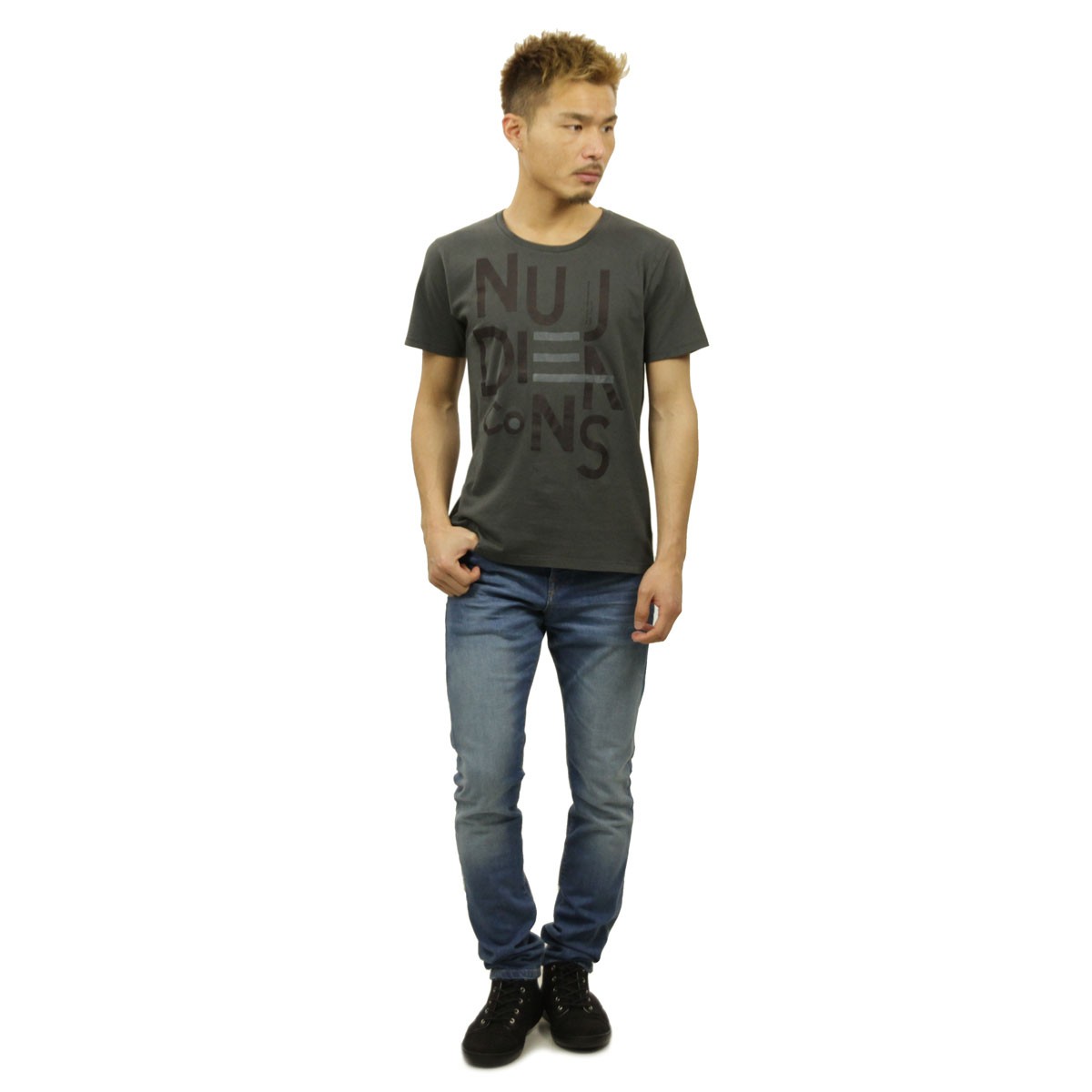 ̡ǥ Nudie Jeans  ȾµT Round Neck T-Shirt 131266 Black